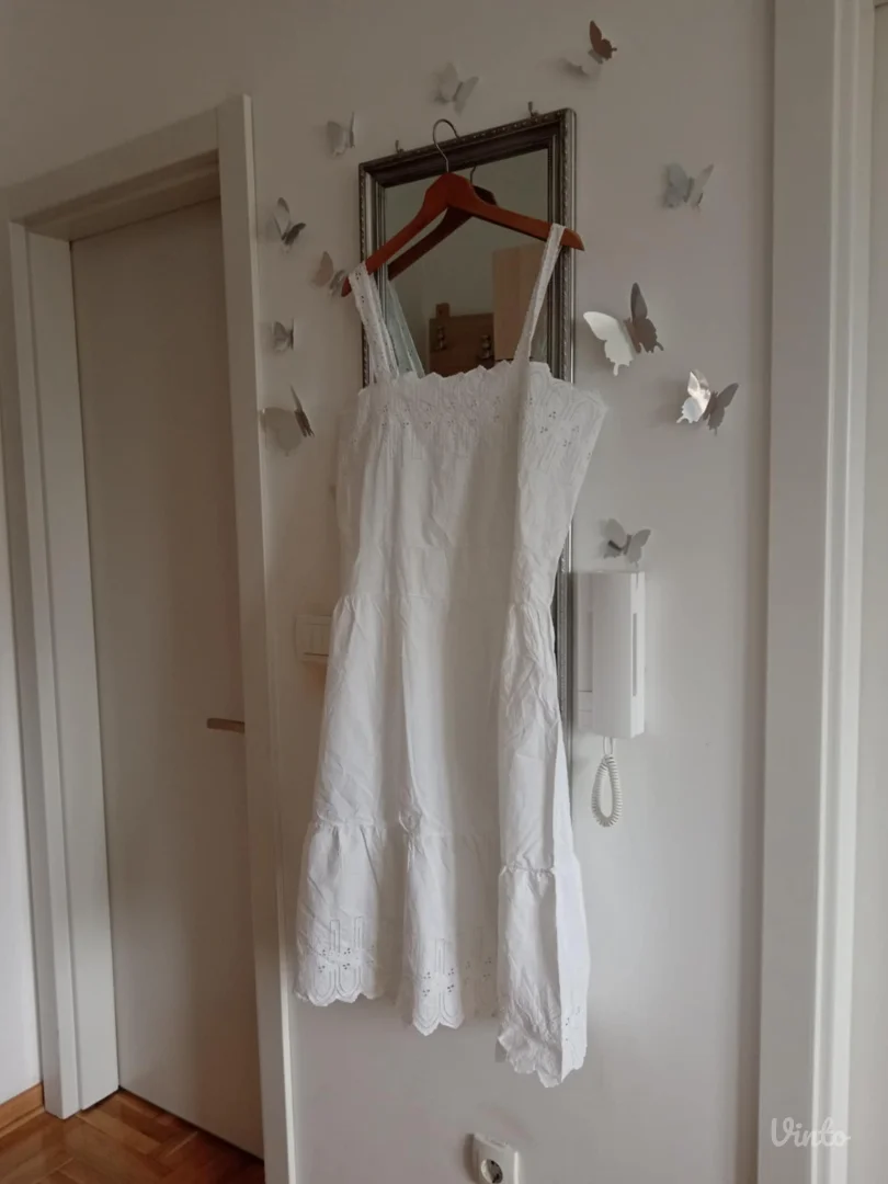 Predivna bela haljina