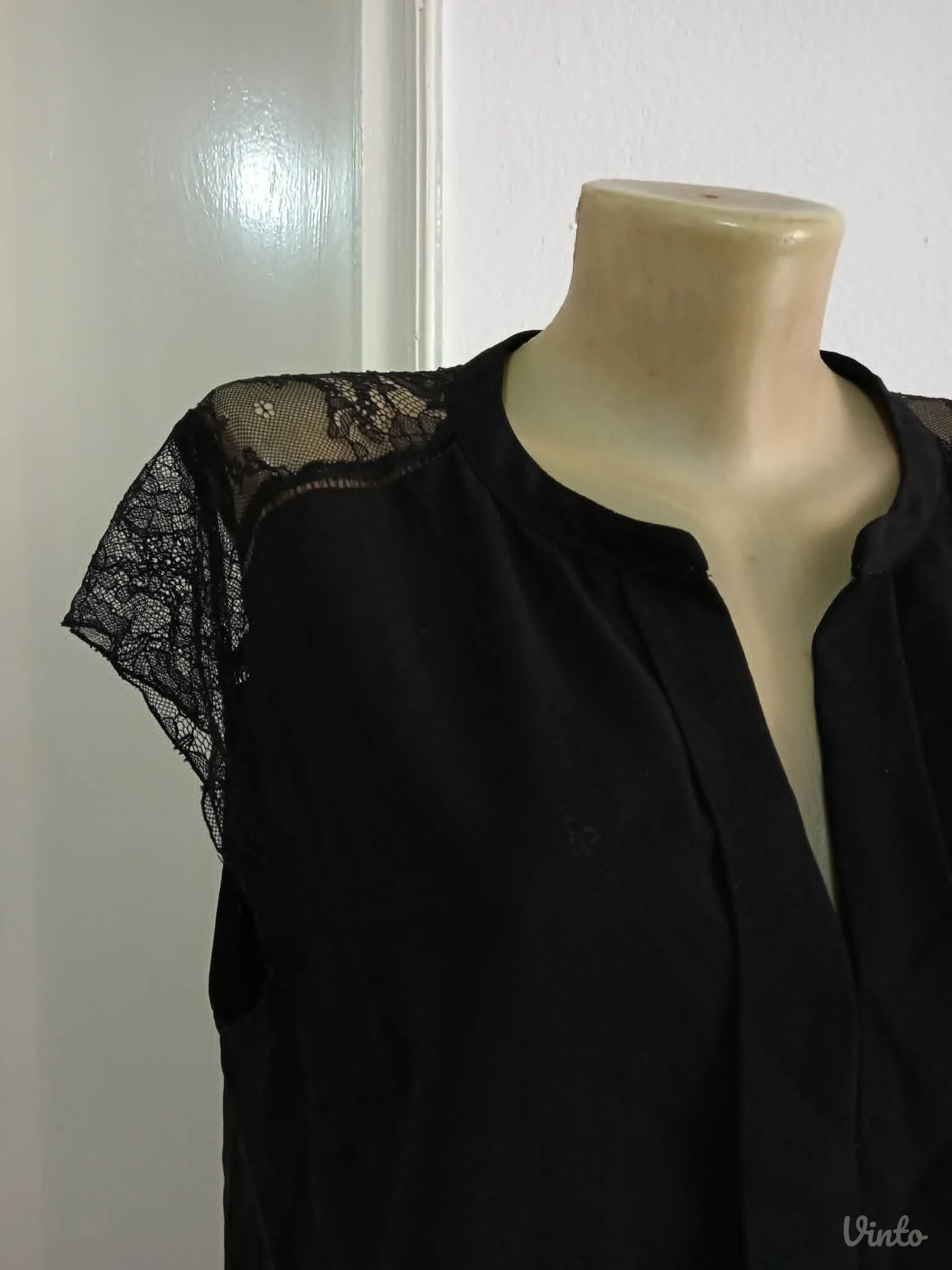 Crna bluza