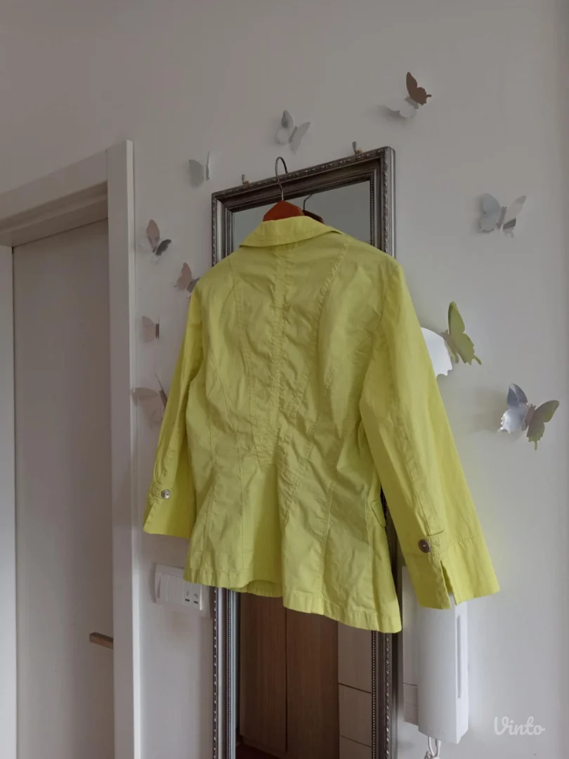 Žuta jakna Betty Barclay