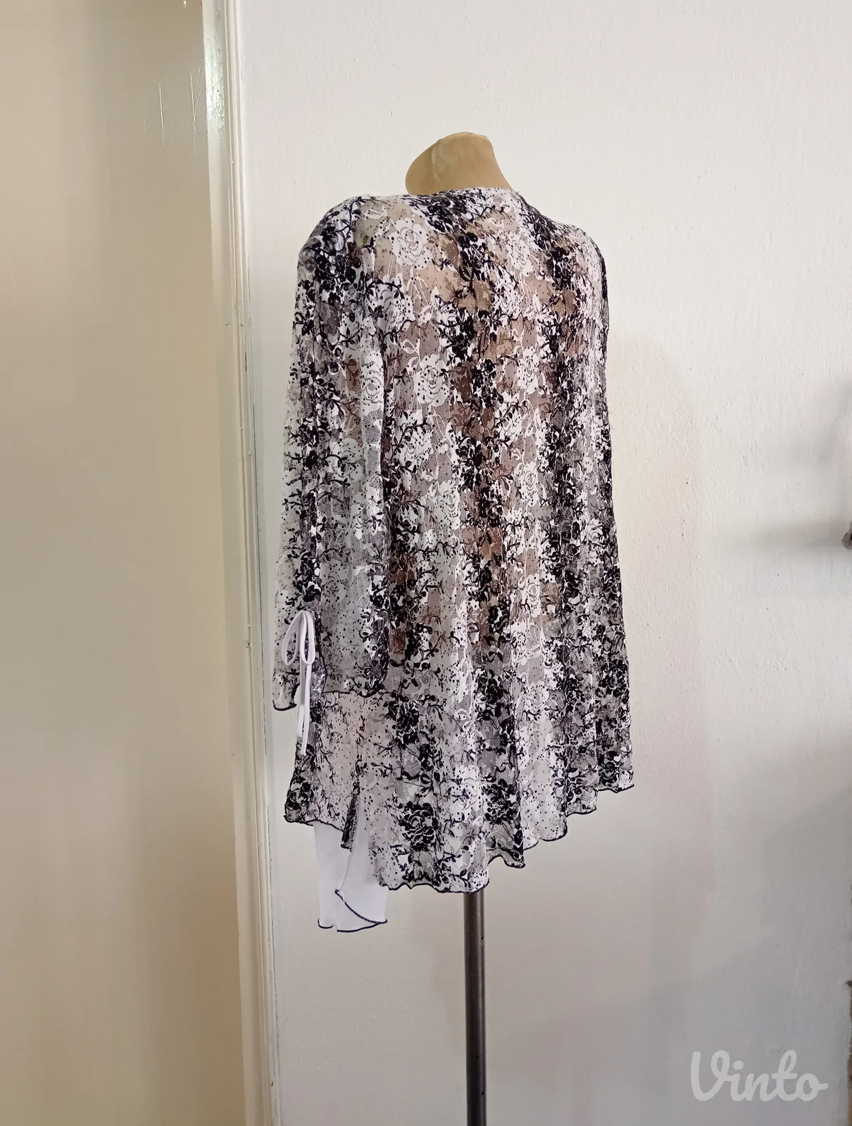 Predivna lepršava bluza