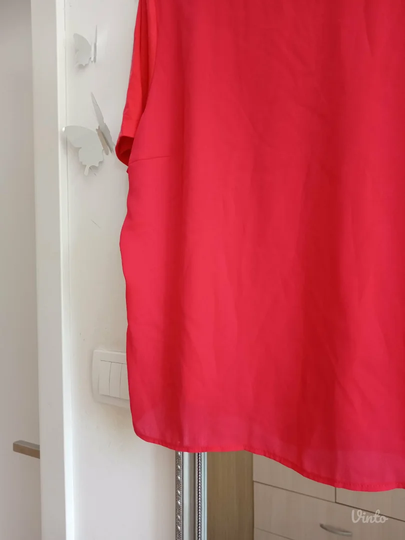 Predivna bluza na kratke rukave