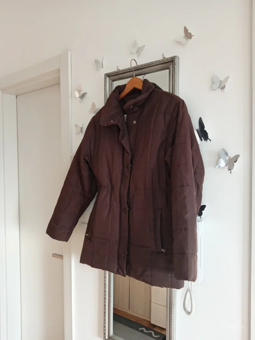 Ženska zimska braon jakna