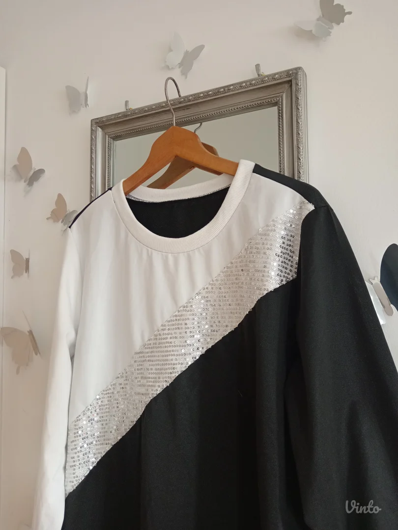 Crno bela tunika sa šljokicama