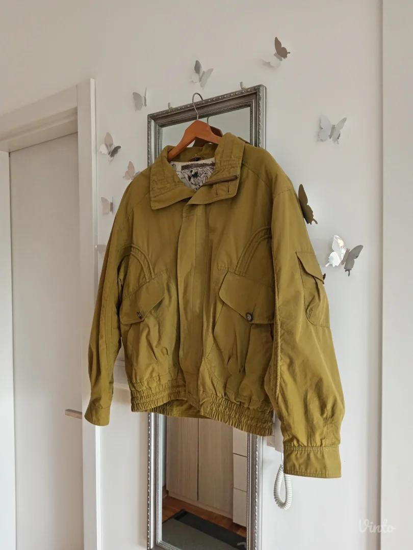 Predivna jakna za prelazni period