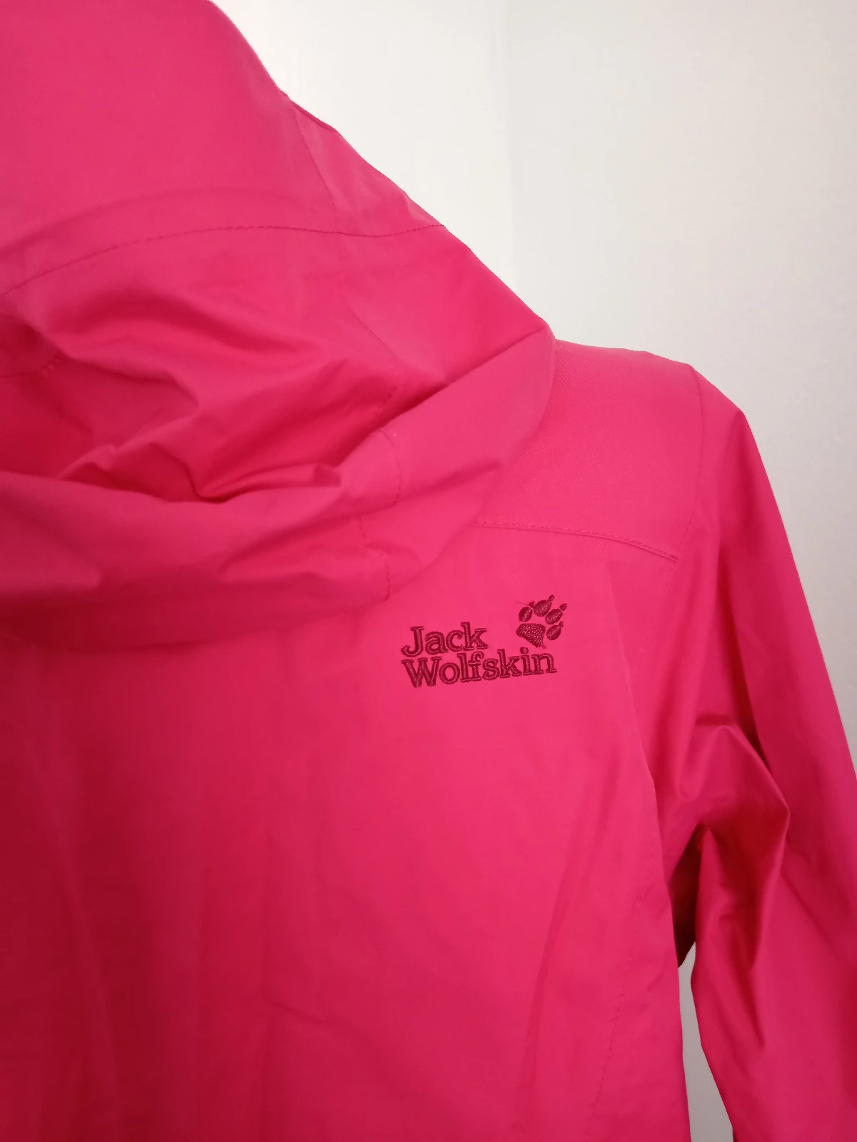 Roze jakna sa kapuljačom NOVO