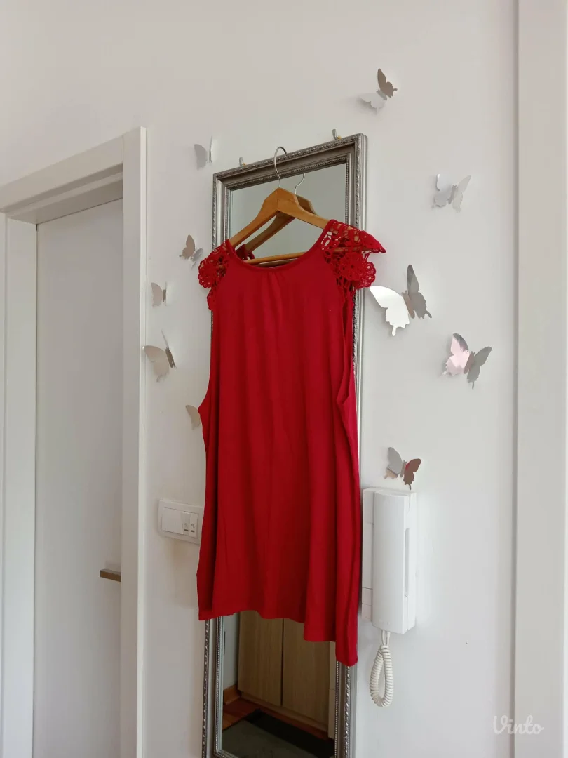 Bluza od viskoze sa čipkanim rukavima