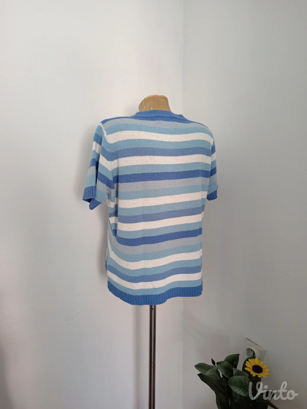 Preslatka bluza na plave pruge