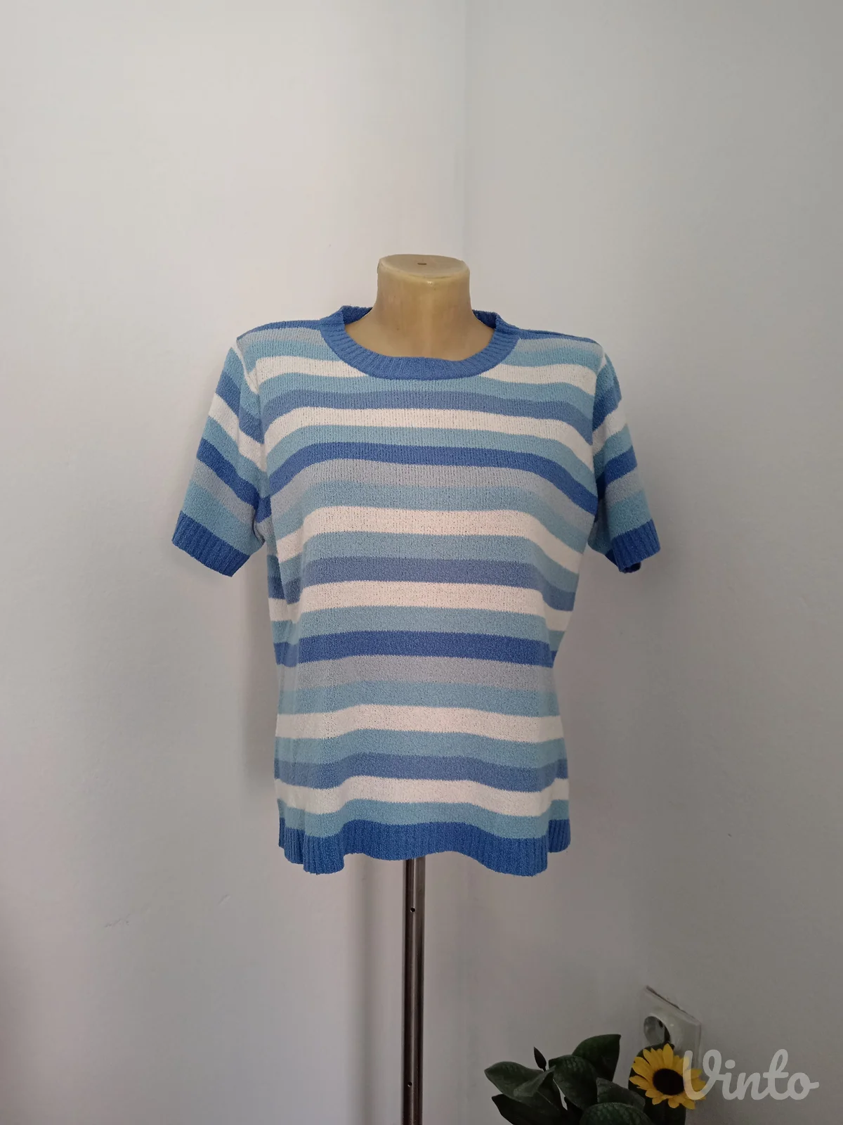 Preslatka bluza na plave pruge