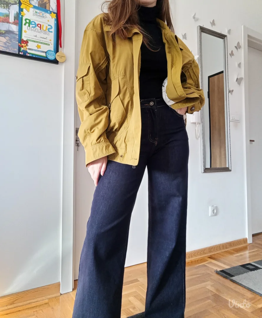 Predivna jakna za prelazni period