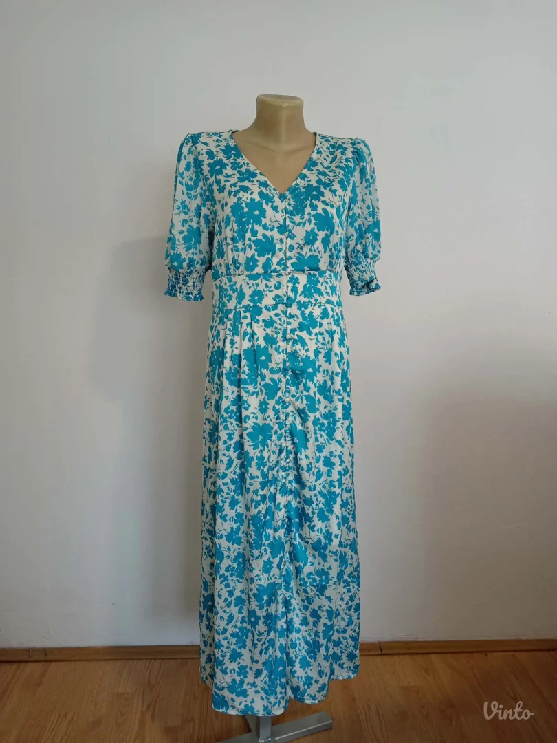 Predivna plava haljina