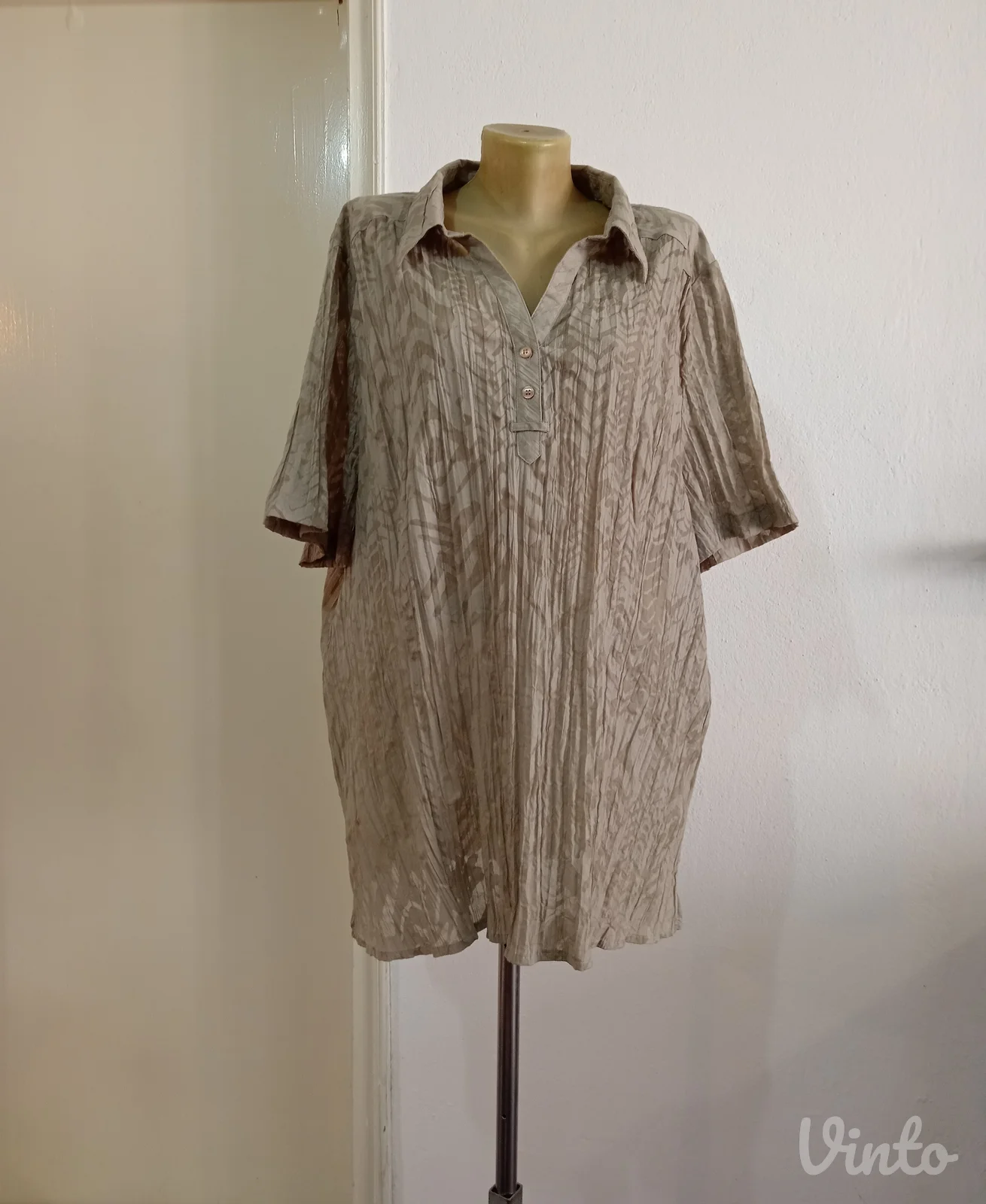 Predivna braon bluza