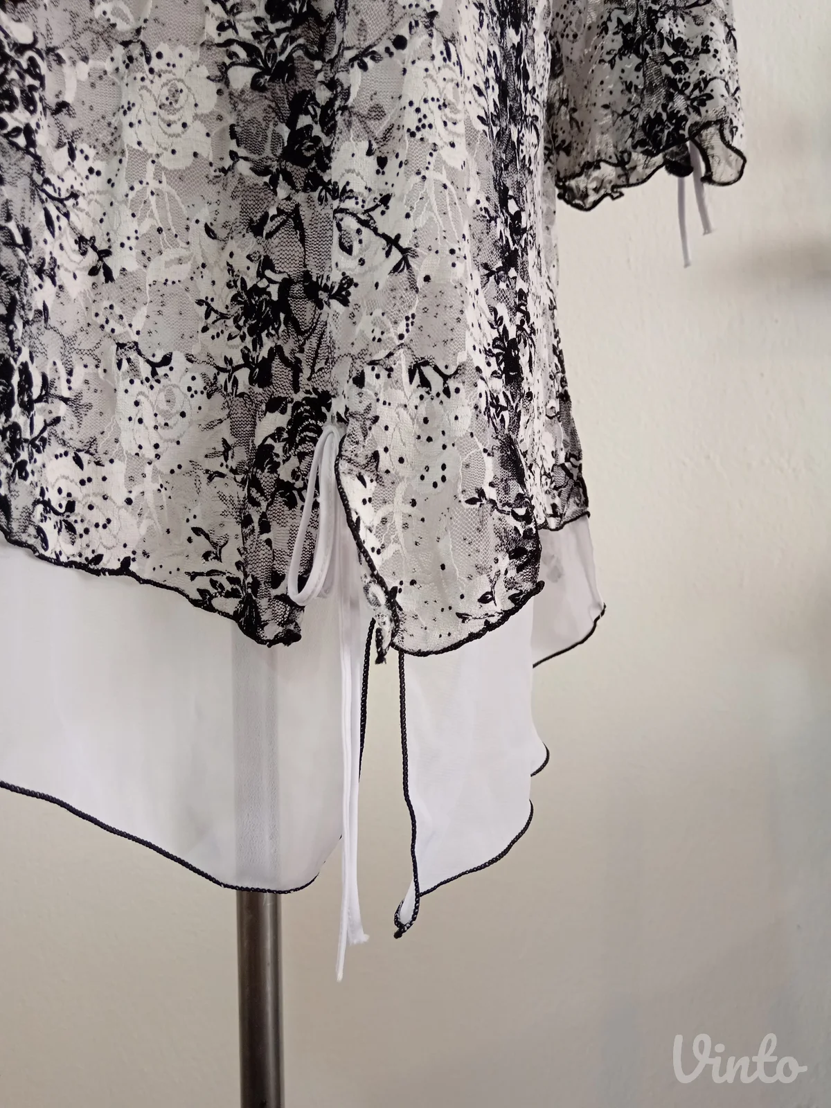 Predivna lepršava bluza
