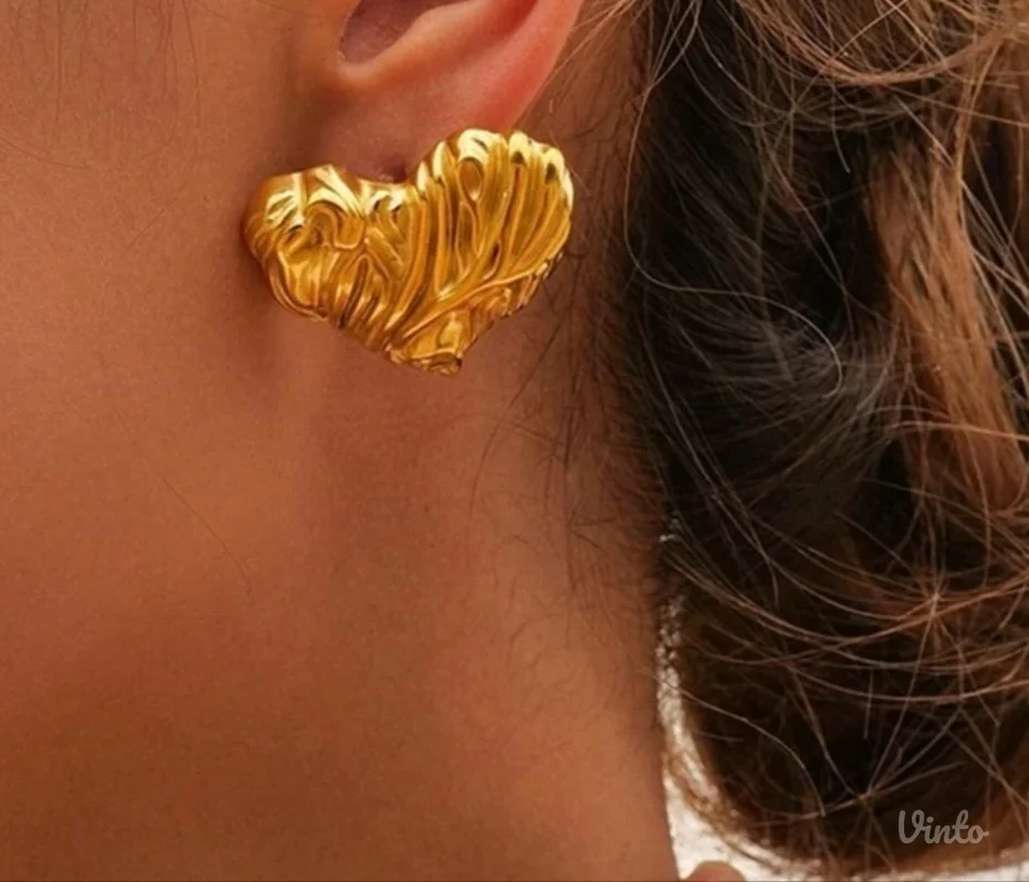 Predivne minđuše u obliku srca od hirurškog čelika