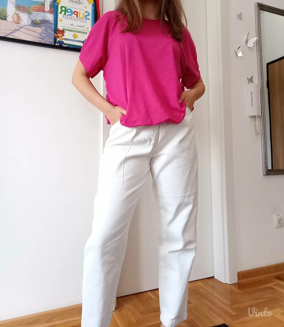 Predivna roze bluza