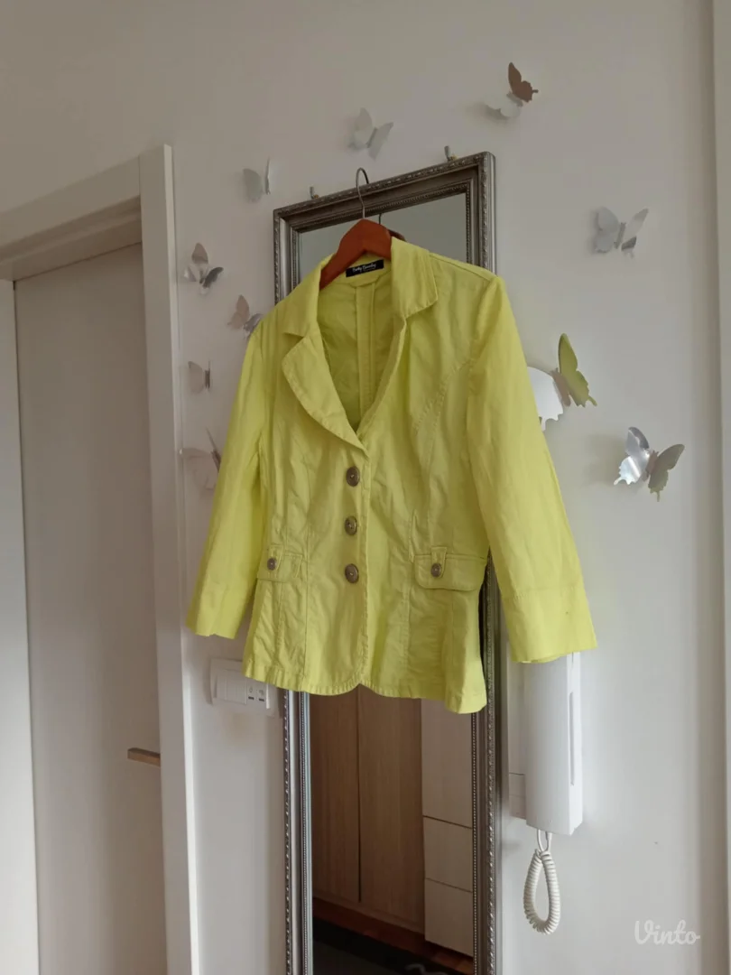 Žuta jakna Betty Barclay