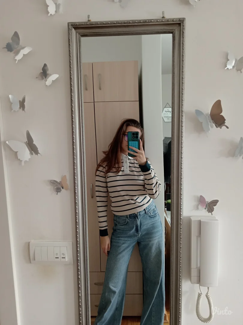 Predivna pamučna bluza sa kragnom