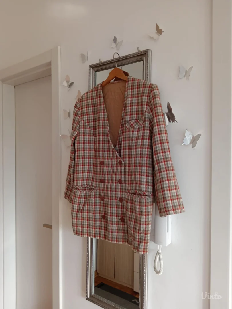 Predivan karirani sako