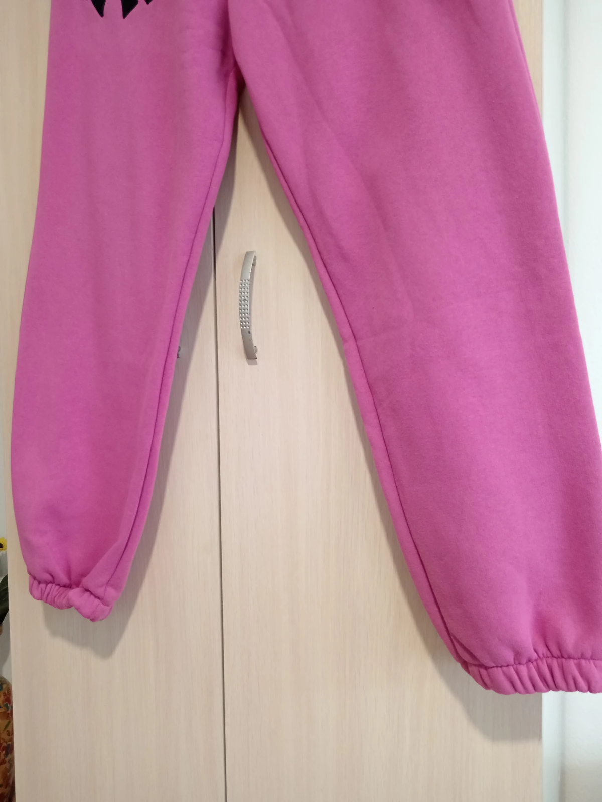 Roze trenerka donji deo deblja NOVO