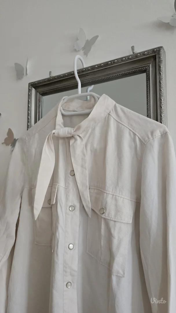 Mango bela košulja na vezivanje ili jakna