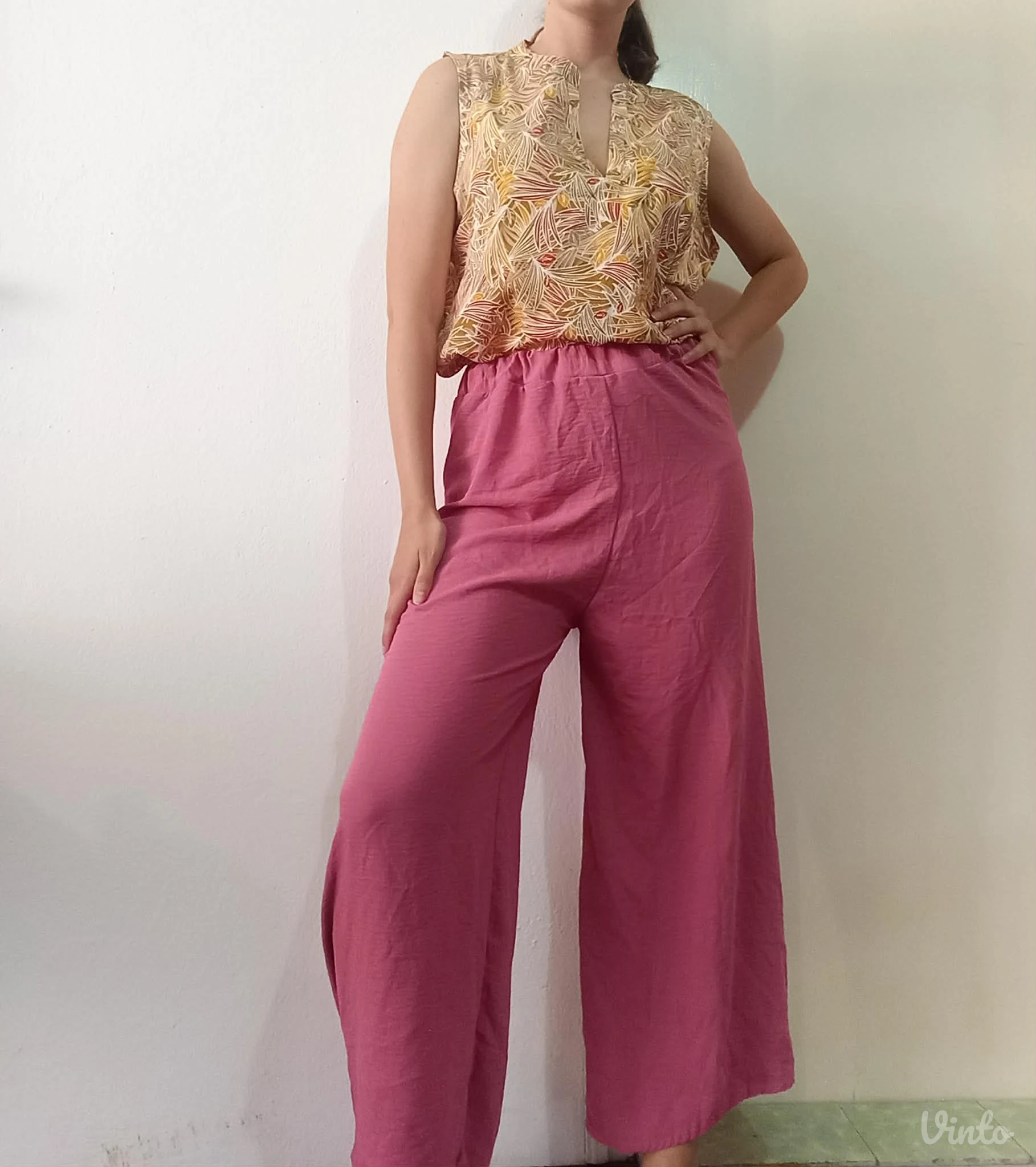 Roze lagane pantalone