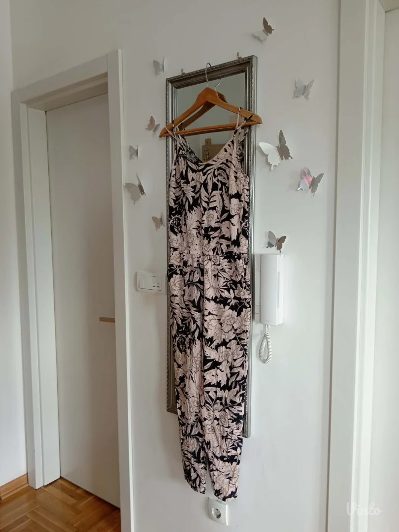 H&M šareni kombinezon