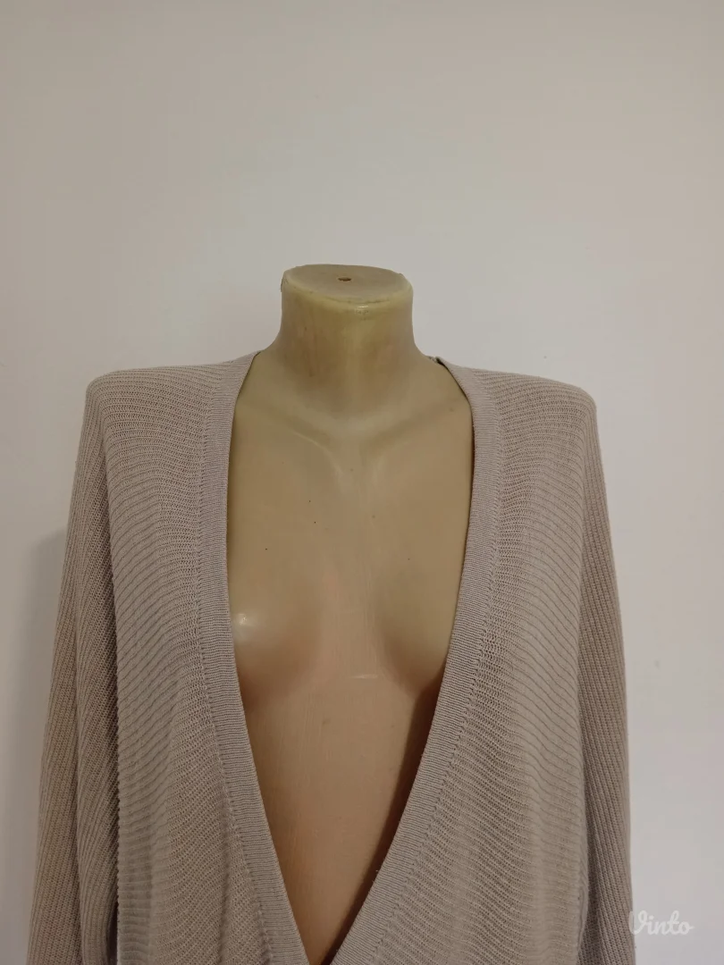 Pull&Bear sivi džemper na kopčanje