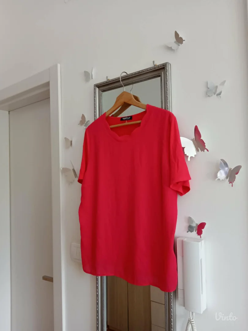 Predivna bluza na kratke rukave