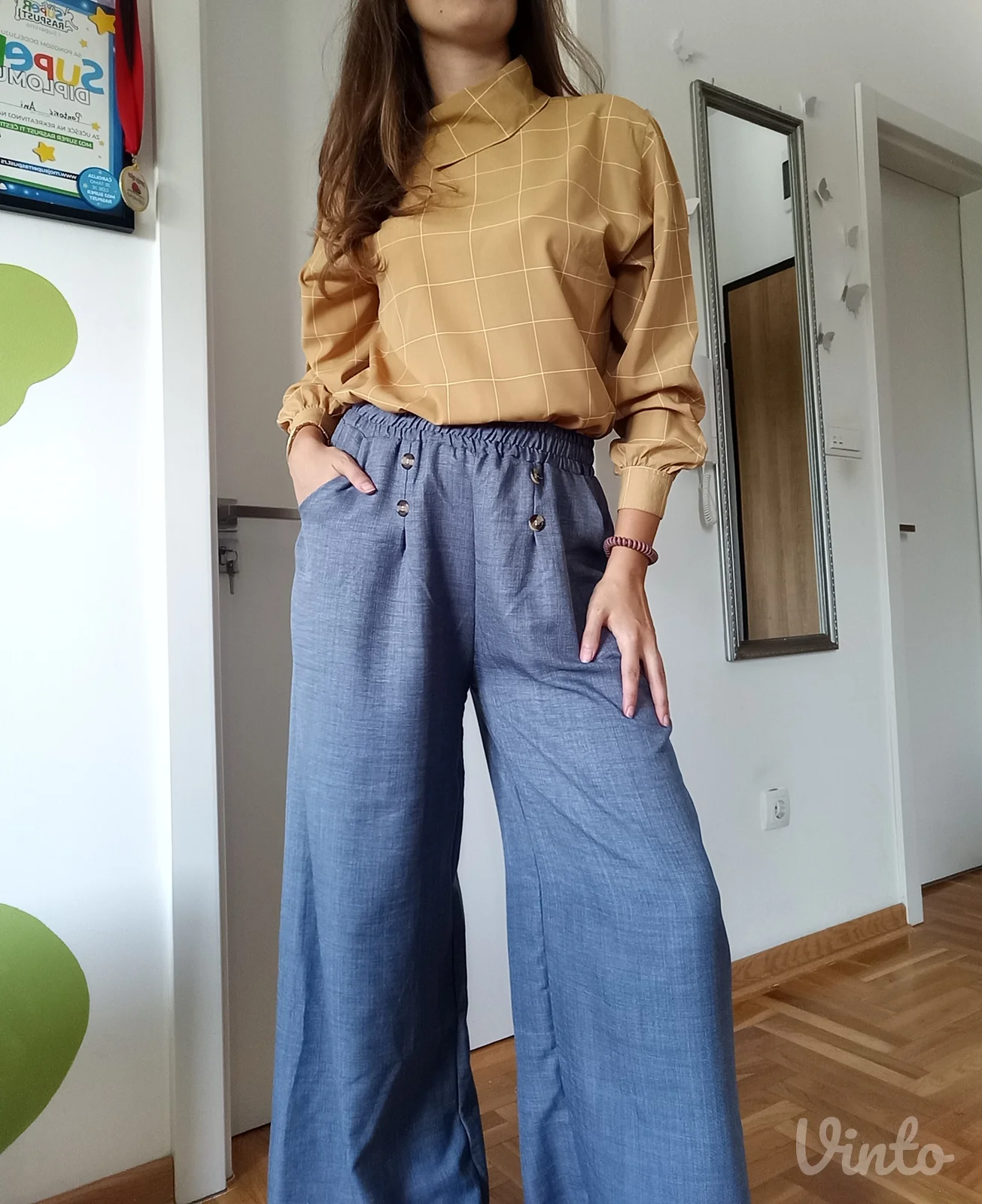 Preslatka braon bluza
