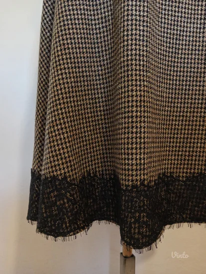 Predivna suknja dubok struk