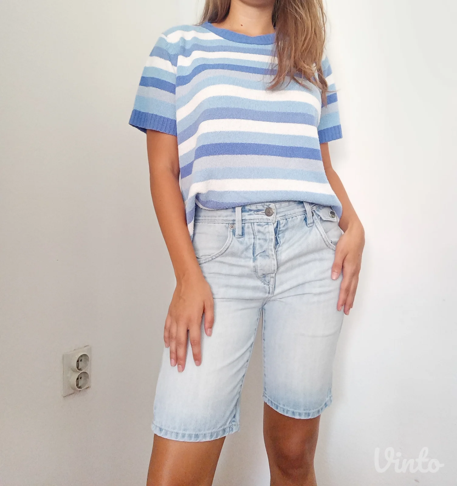 Preslatka bluza na plave pruge