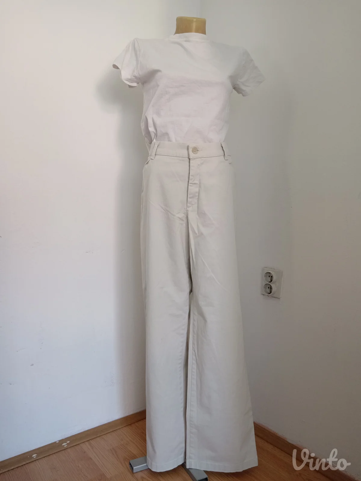 Krem pamučne pantalone