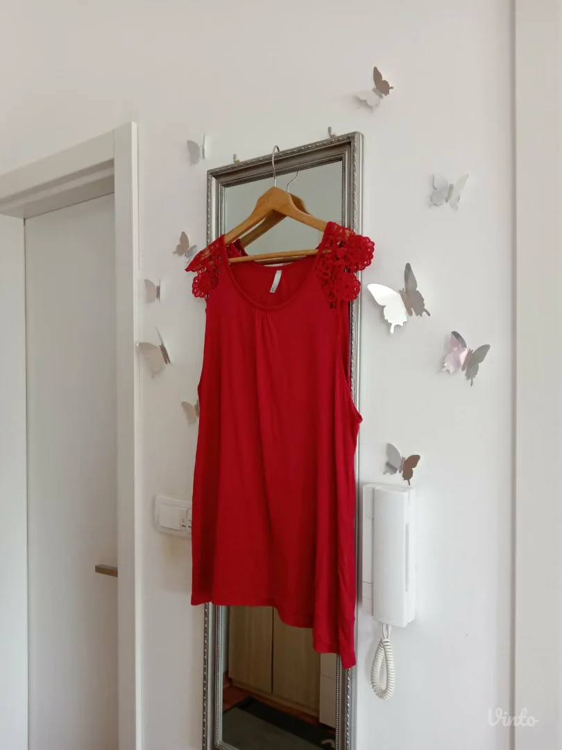 Bluza od viskoze sa čipkanim rukavima