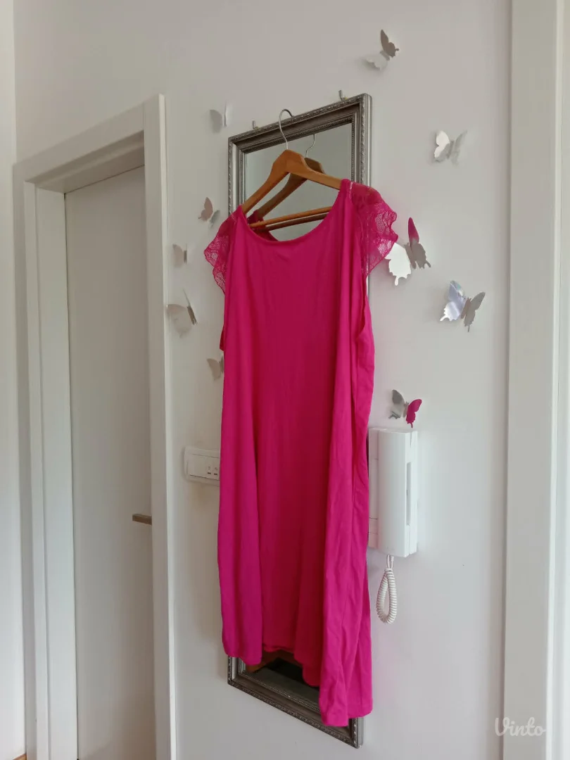 Preslatka roze haljina