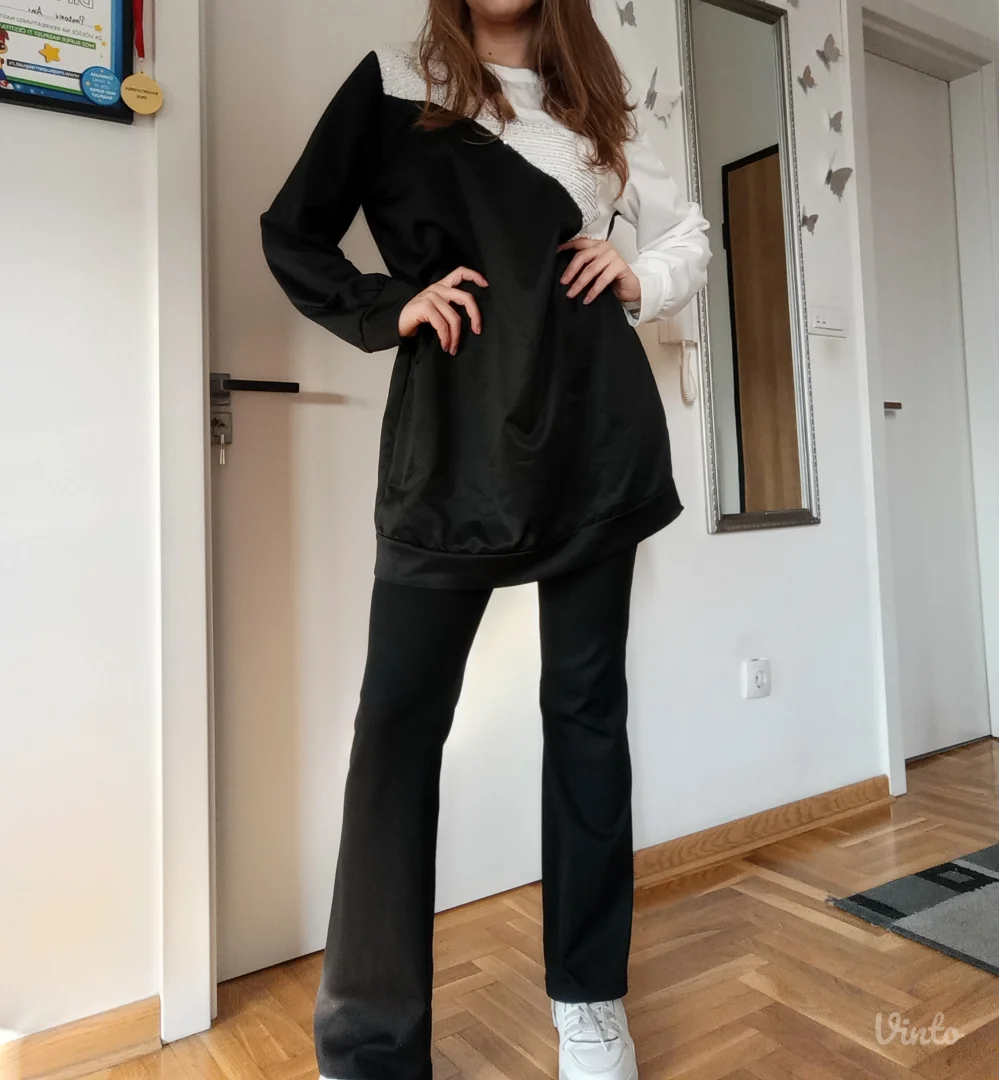 Crno bela tunika sa šljokicama