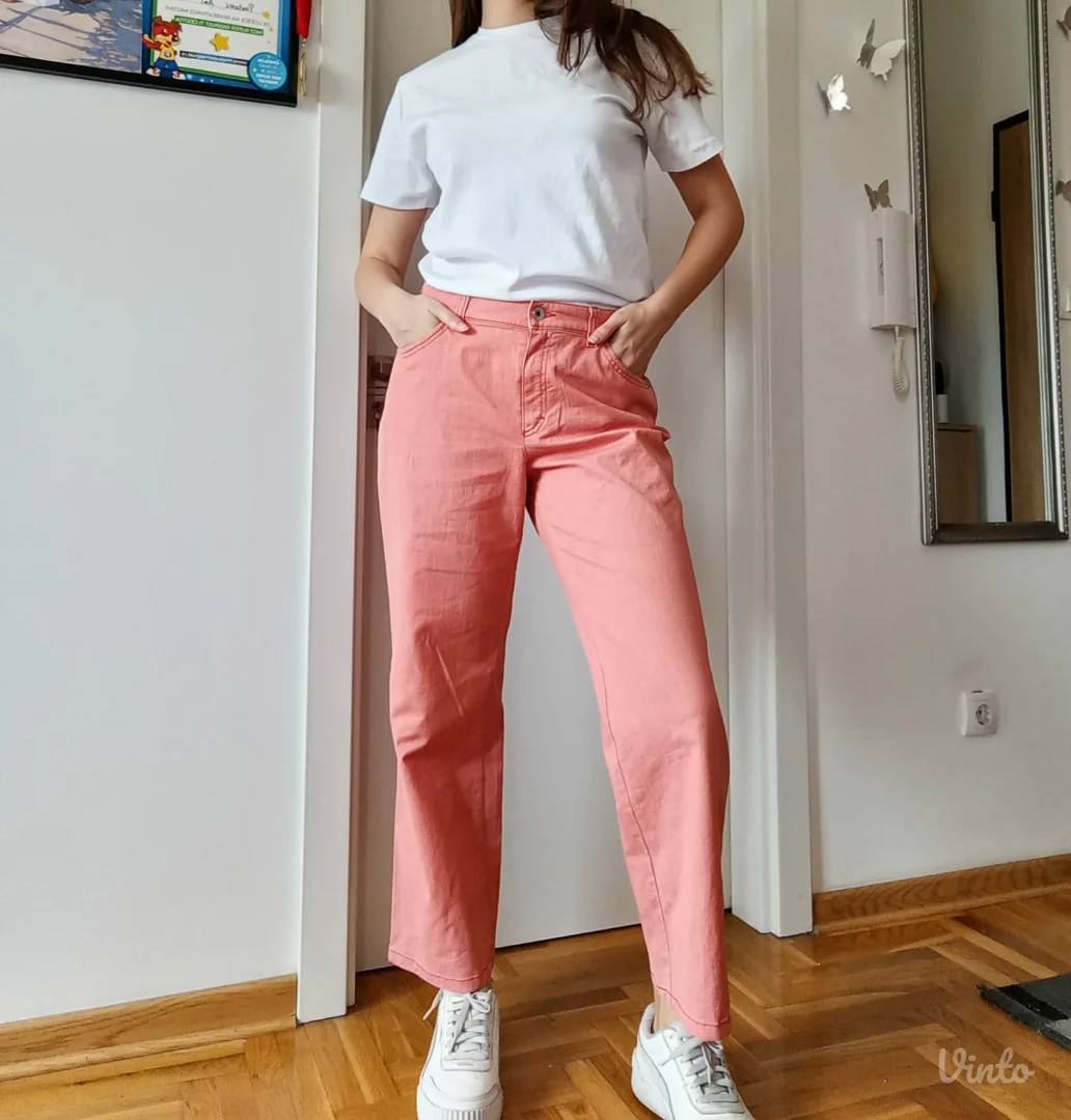 Narandžaste pantalone NOVO