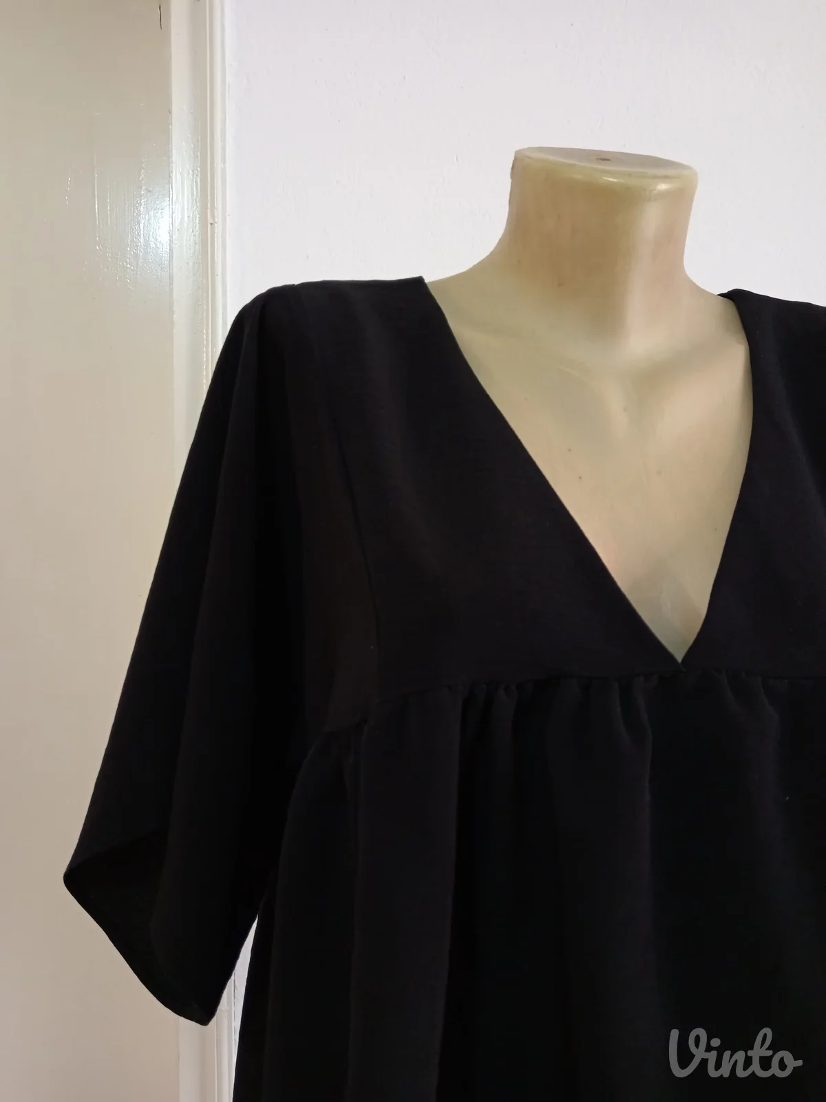 Asos crna bluza