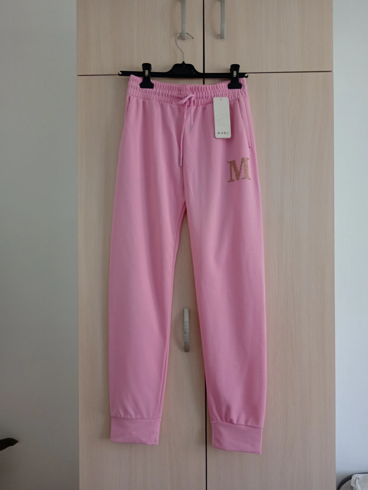 Roze trenerka donji deo NOVO