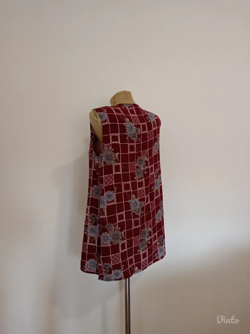 Šarena bluza sa cvetovima