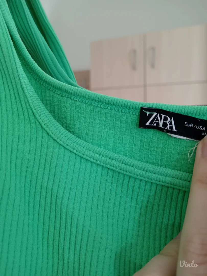 Zara zeleni top