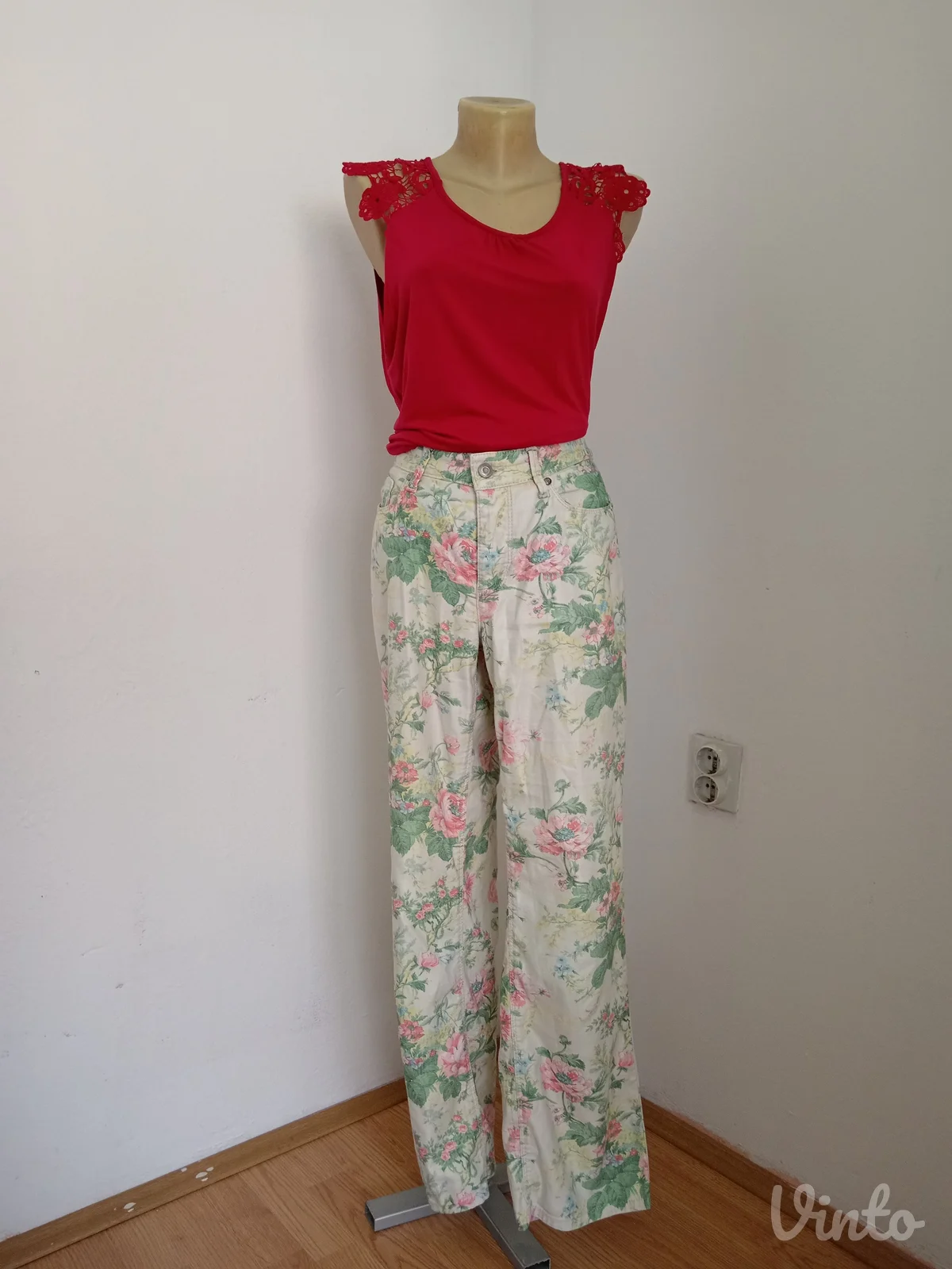 Cvetne pantalone