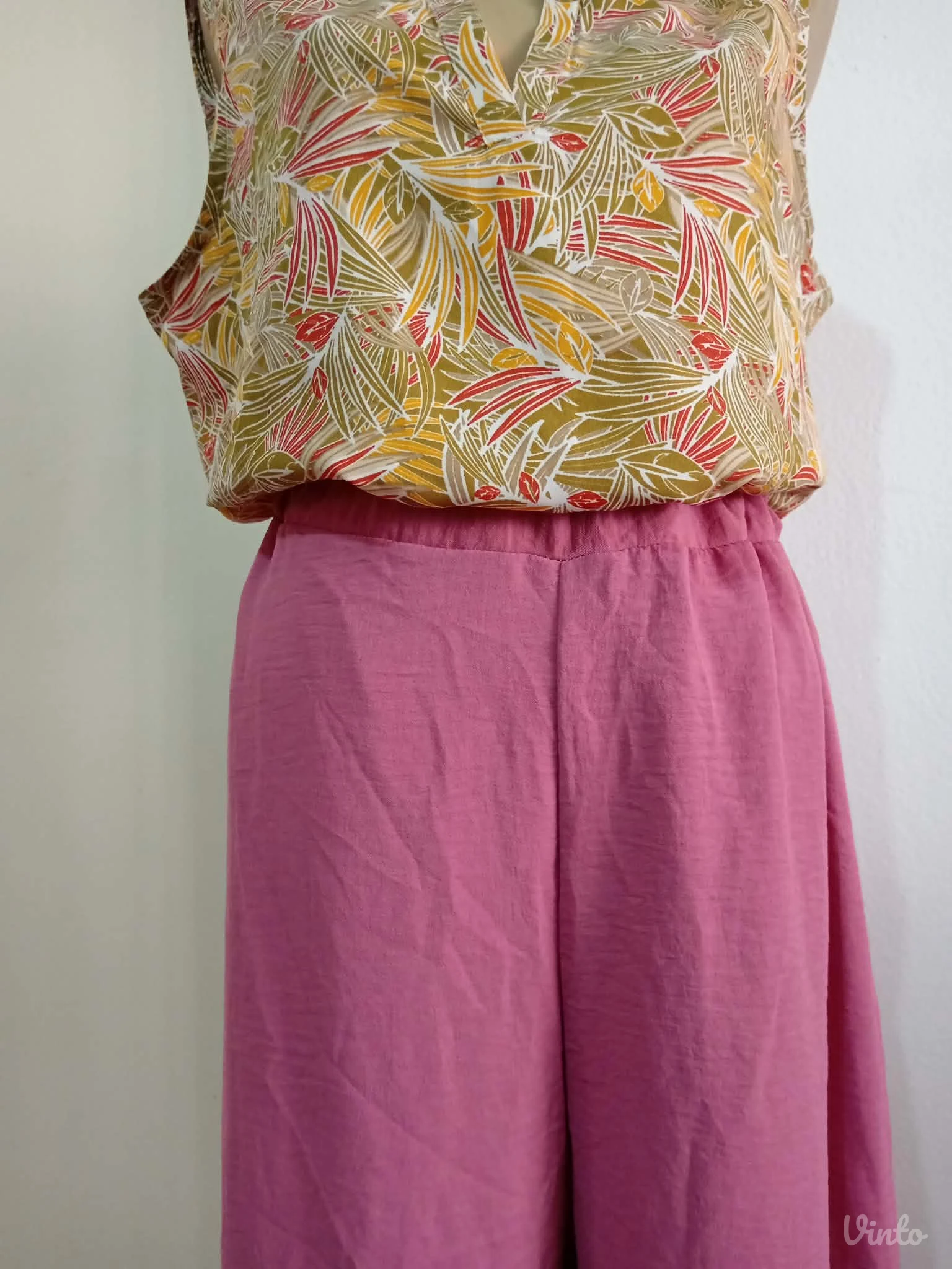 Roze lagane pantalone