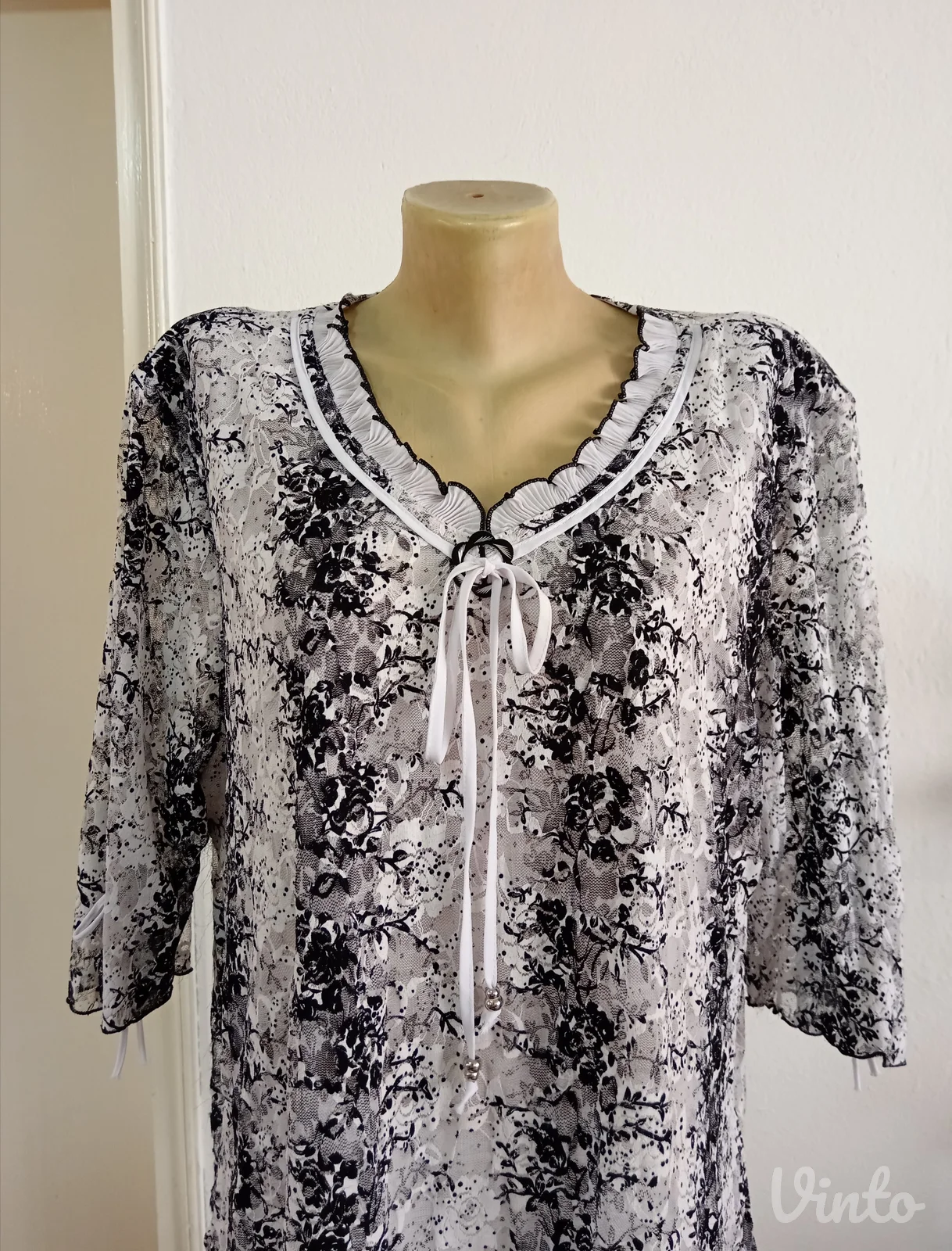 Predivna lepršava bluza