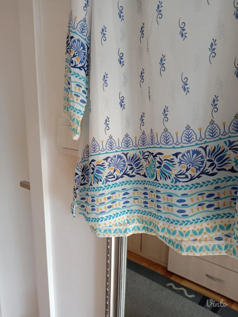 Predivna šarena bluza košulja