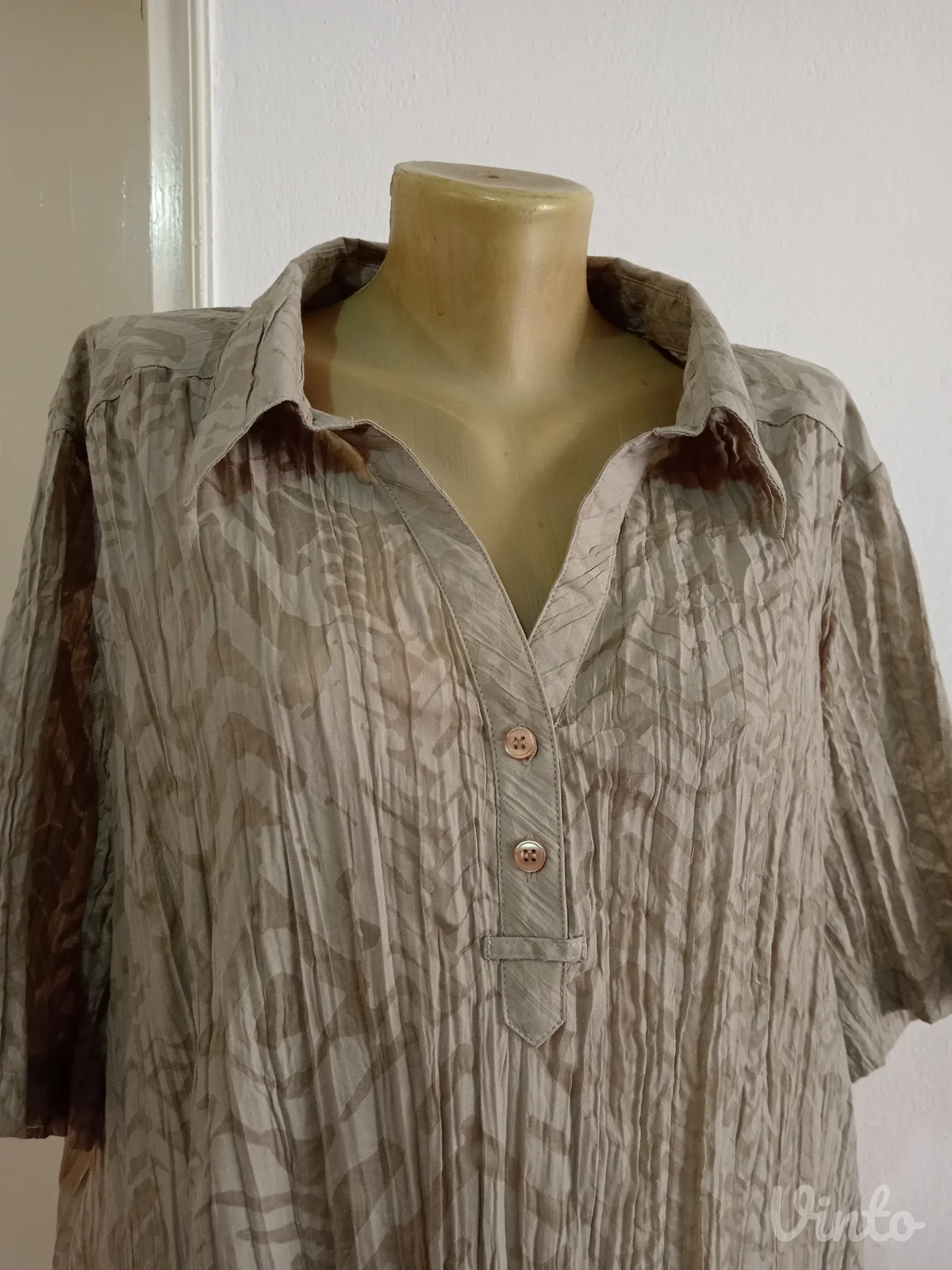 Predivna braon bluza