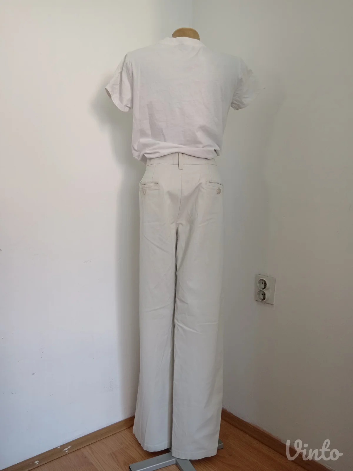 Krem pamučne pantalone