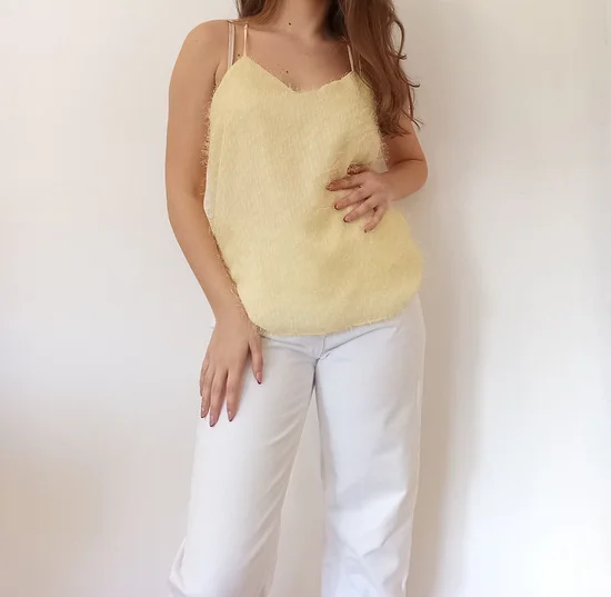 Žuta bluza sa sjajem