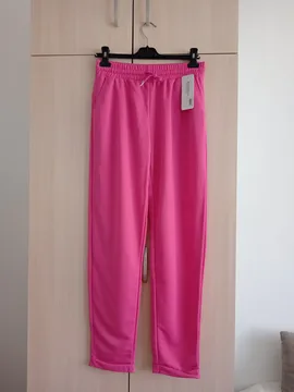 Roze trenerka donji deo NOVO