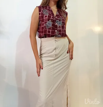 Bluza sa cvetnim dezenom
