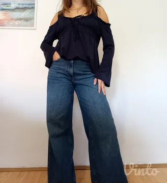 Teget bluza sa otvorenim ramenima