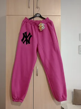 Roze trenerka donji deo deblja NOVO